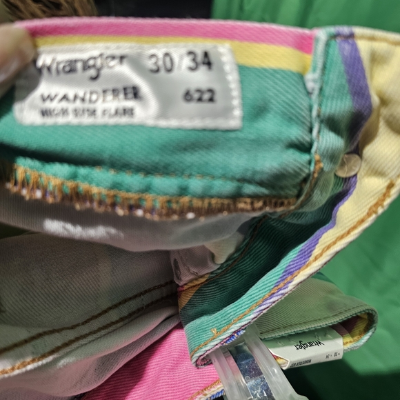 Wrangler Multicolor Wanderer High Rise Flare Striped NWT 30 Waist 34 Length - Picture 9 of 14